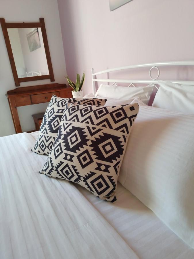 Manolia Apartments Ипсос Экстерьер фото